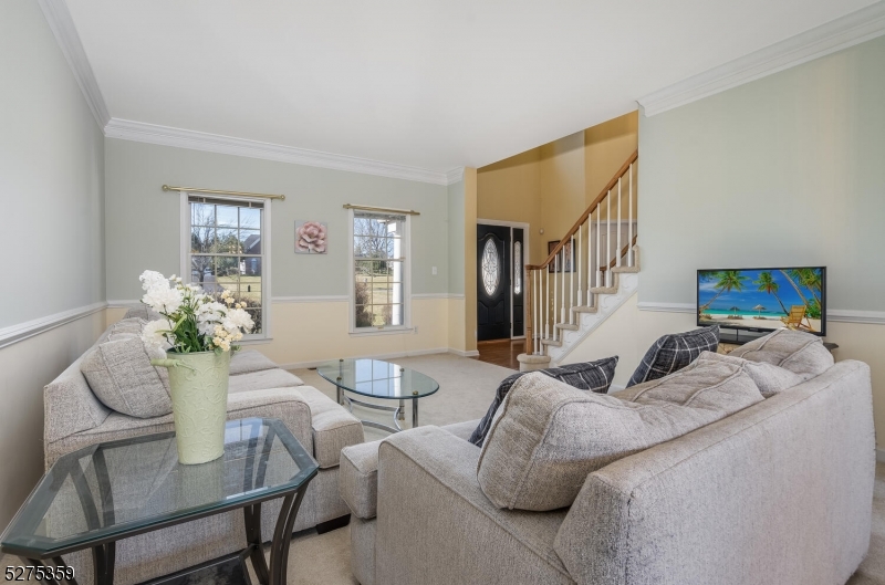 HUNTERDON CHASE - Residential