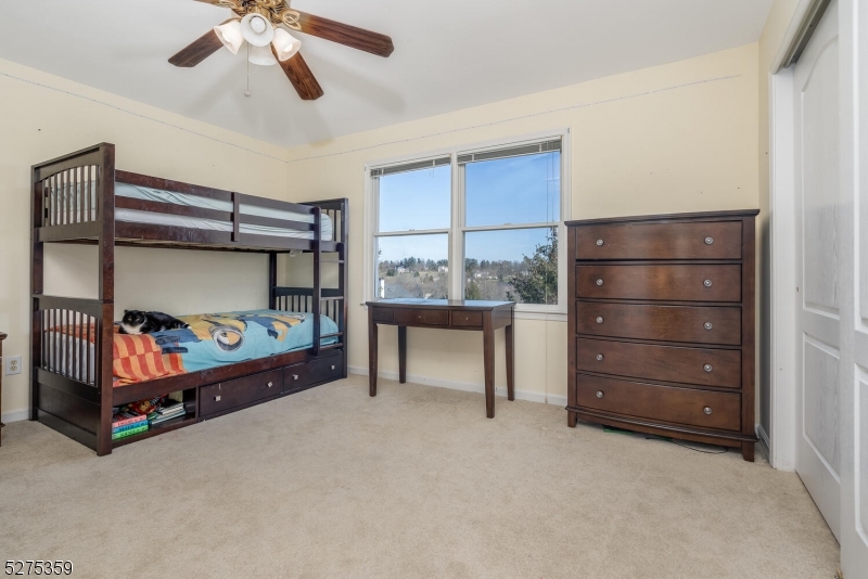 HUNTERDON CHASE - Residential