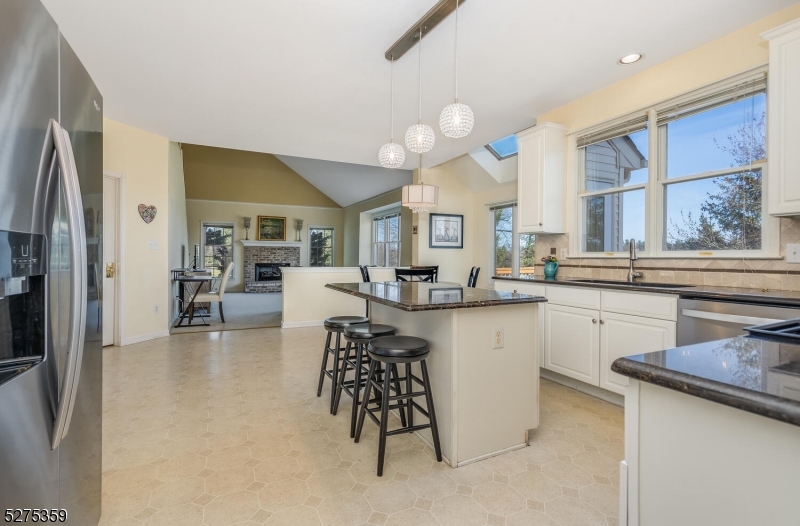 HUNTERDON CHASE - Residential