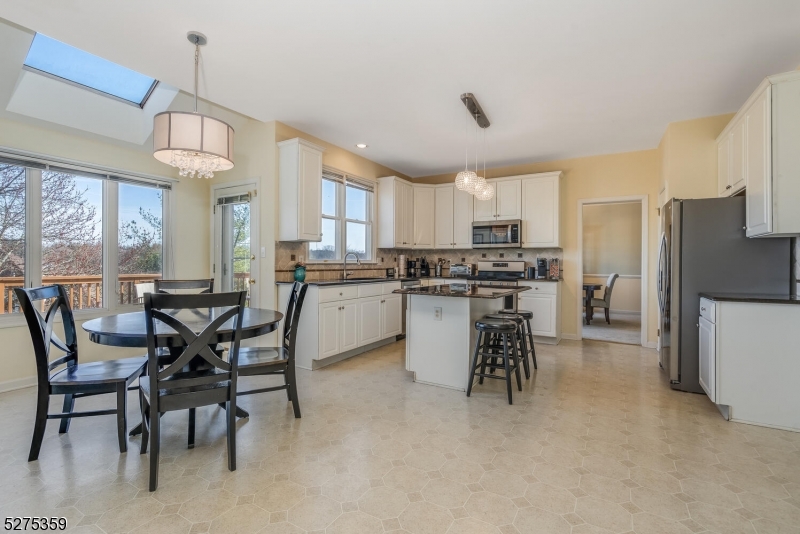 HUNTERDON CHASE - Residential