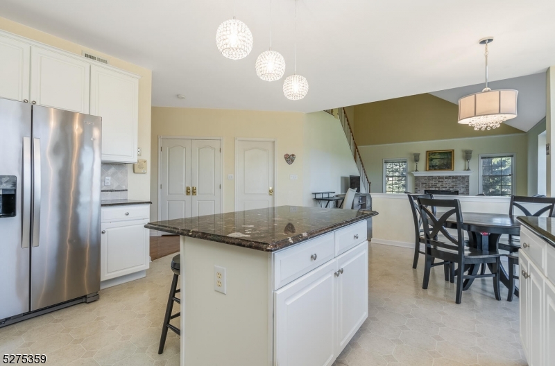 HUNTERDON CHASE - Residential