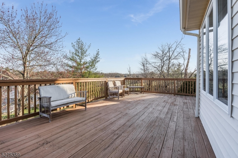 HUNTERDON CHASE - Residential