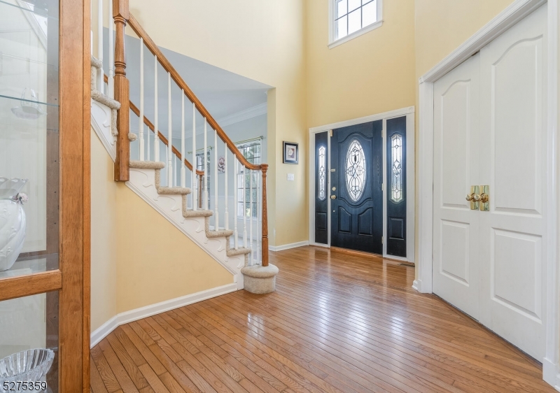 HUNTERDON CHASE - Residential