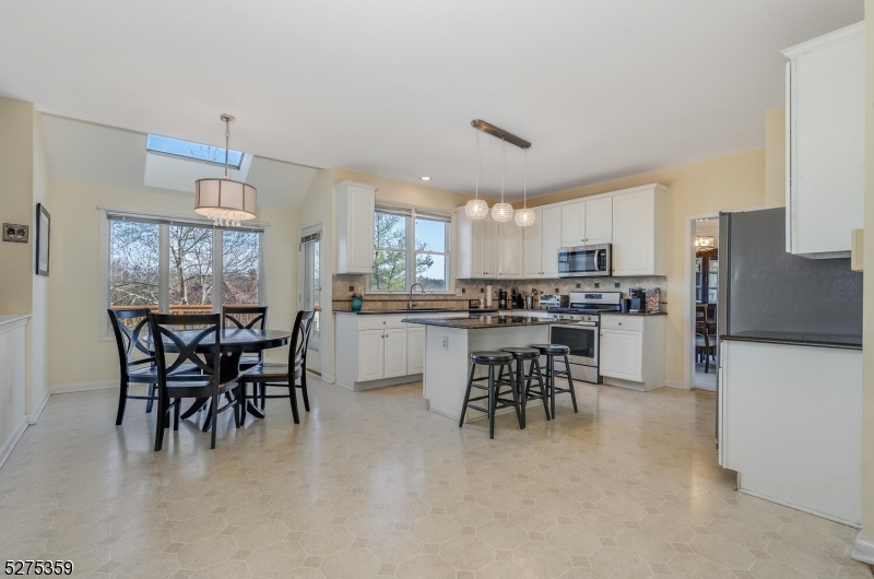 HUNTERDON CHASE - Residential