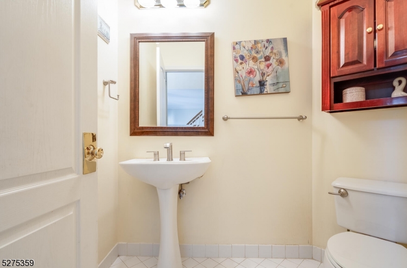 HUNTERDON CHASE - Residential