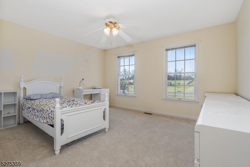 HUNTERDON CHASE - Residential