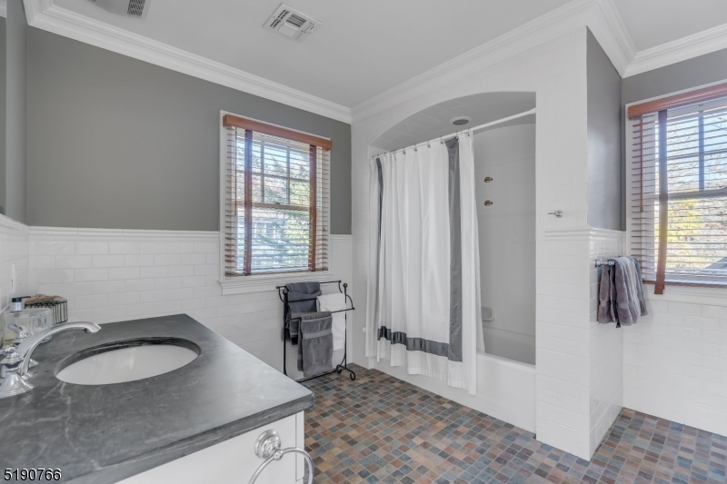 WOODFIELD ESTATES - Residential