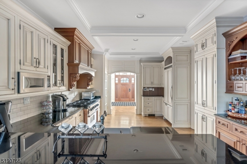 WOODFIELD ESTATES - Residential