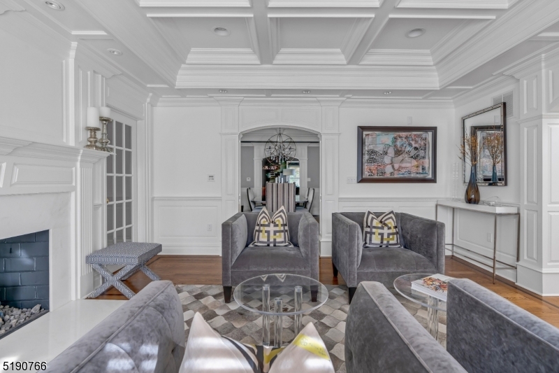 WOODFIELD ESTATES - Residential