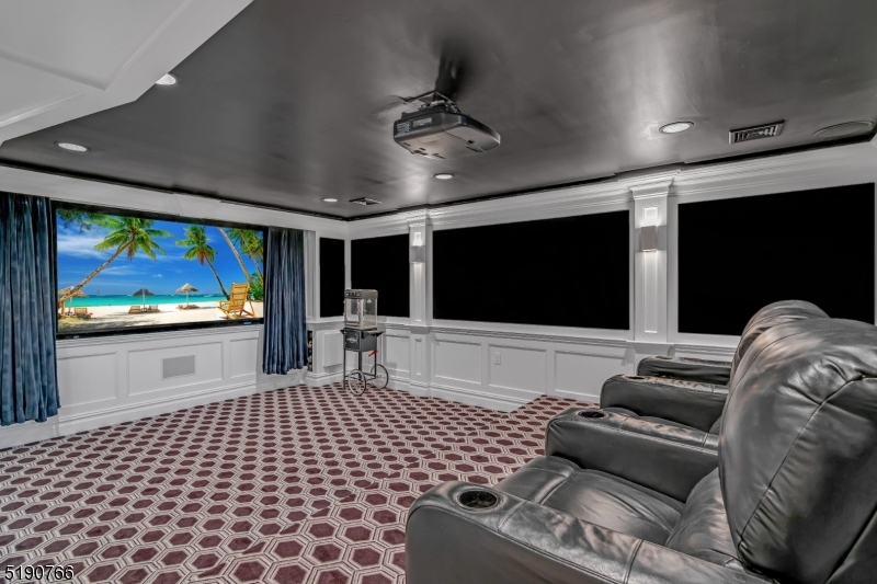 WOODFIELD ESTATES - Residential