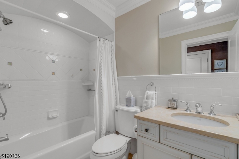 WOODFIELD ESTATES - Residential