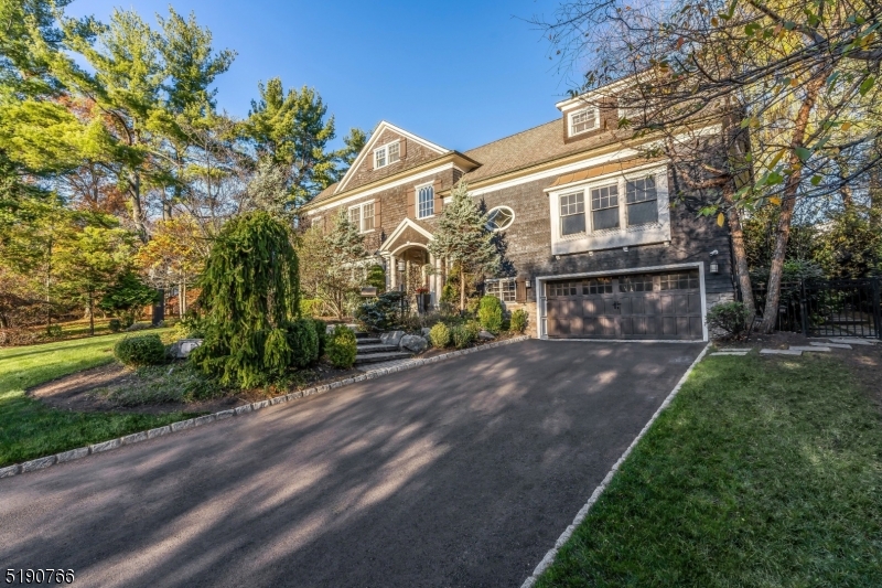 WOODFIELD ESTATES - Residential