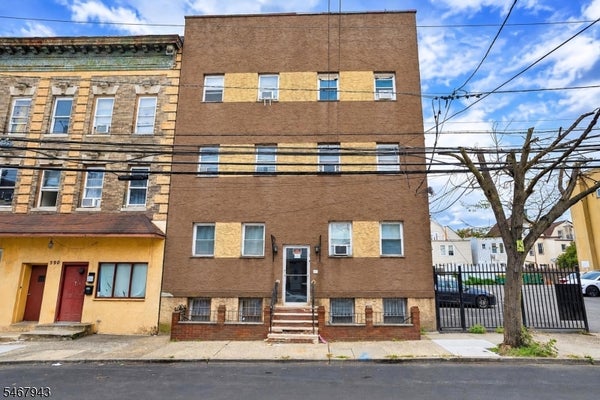 592 N 6TH ST, NEWARK, NJ 07107 - Image 8e3aefd5f606fc3001ebdf1b7d4dce9e/2061252013