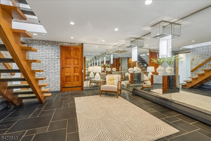 Upper Montclair - Residential