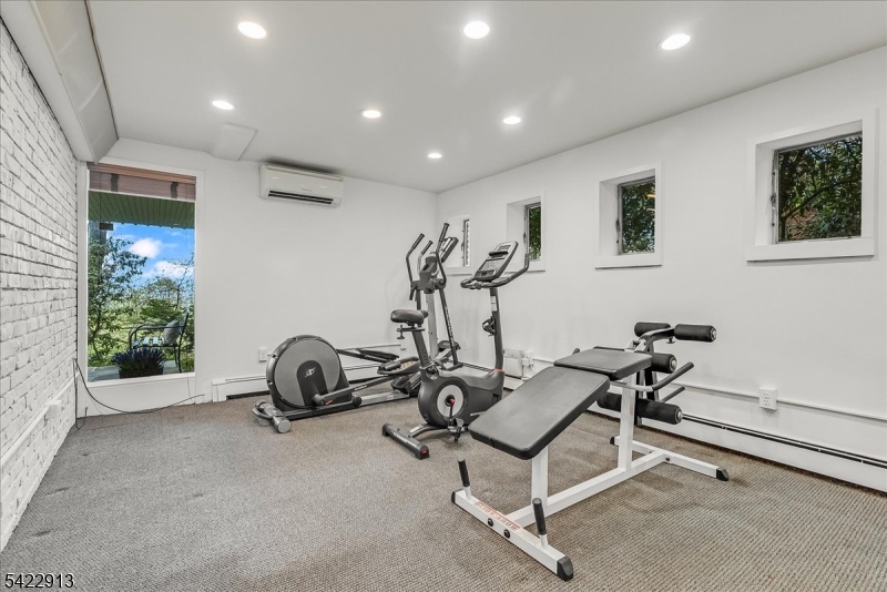 Upper Montclair - Residential