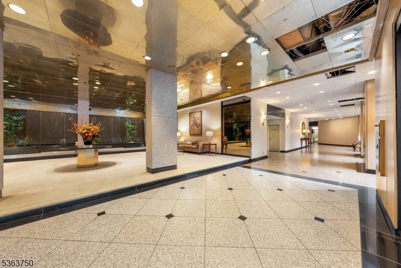 The Claridge House - Residential