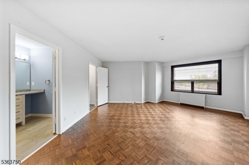 The Claridge House - Residential