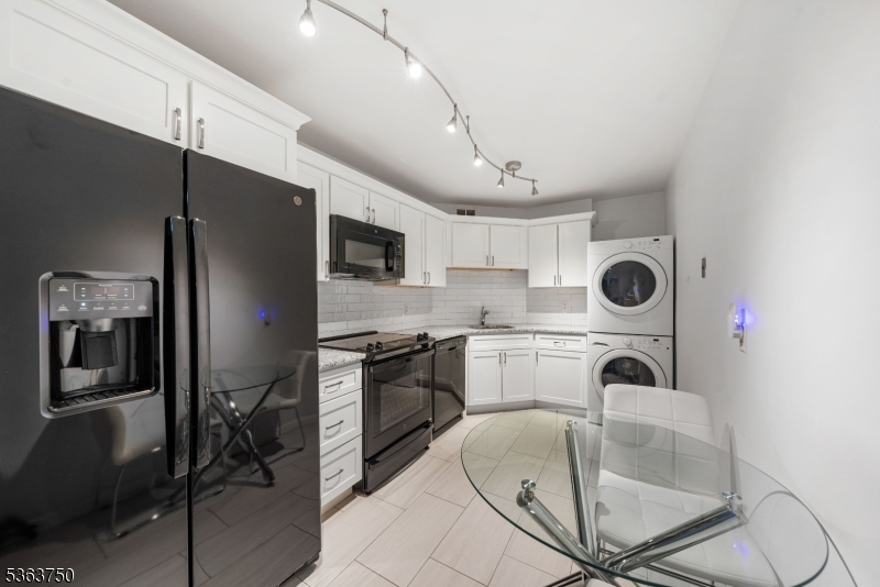 The Claridge House - Residential