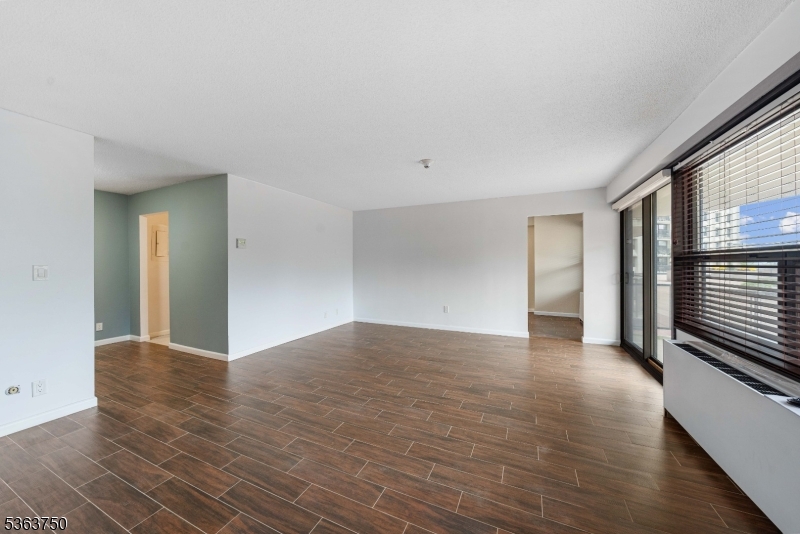 The Claridge House - Residential