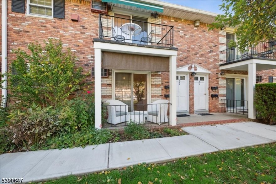 Welcome to this beautifully updated first-floor unit in Parsons Village, one of Morristown's most sought-after communities. This spacious one-bedroom, one-bath residence offers a bright, airy layout with gleaming hardwood floors throughout. The inviting living and dining areas flow effortlessly, perfect for both everyday comfort and entertaining. The kitchen features ample cabinet space and room to prepare your favorite meals with ease. The renovated bathroom showcases modern finishes and a sleek stall shower. A generously sized bedroom and multiple large closets provide excellent storage and functionality. Enjoy the community's resort-like amenities, including a sparkling outdoor pool, lush landscaped courtyards, and charming walkways that create a peaceful park-like setting. Conveniently located near vibrant downtown Morristown with its boutique shops, top-rated restaurants, NJ Transit direct train to NYC, and major highways.  Your HOA includes property taxes, water, heat, sewer, on-site professional maintenance, landscaping, snow & trash removal, as well as access to a beautiful pool and BBQ area. You only pay for electricity! making this home a perfect blend of comfort, value, and convenience.