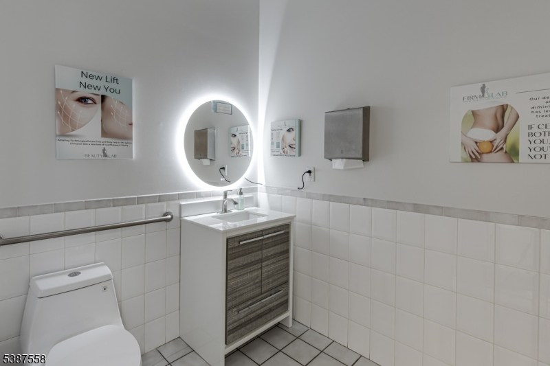 Warren Twp., New Jersey 07059, United States, ,Commercial,Active,223707