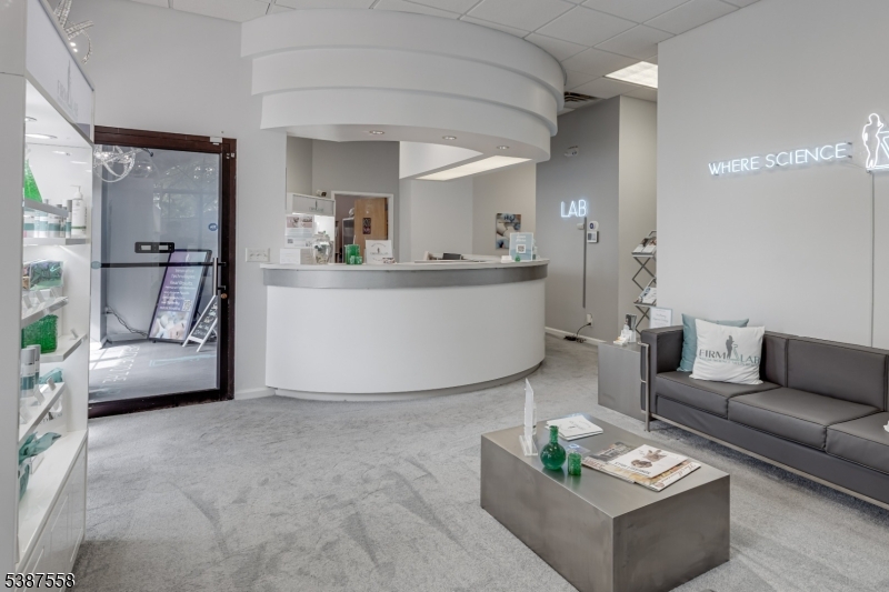 Warren Twp., New Jersey 07059, United States, ,Commercial,Active,223707