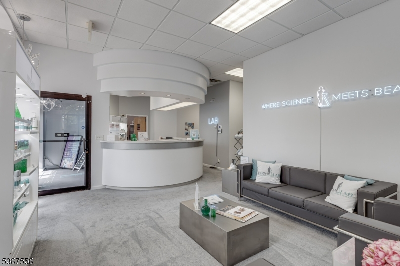 Warren Twp., New Jersey 07059, United States, ,Commercial,Active,223707