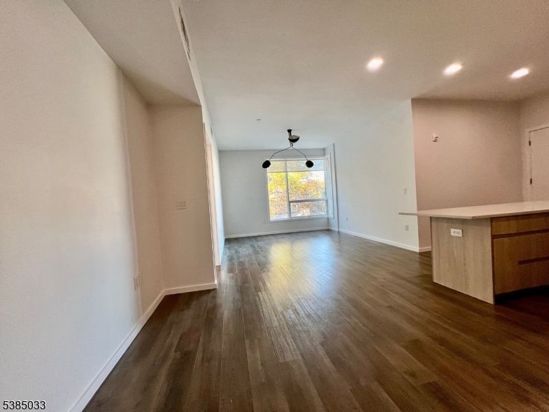 104 Baker Street - Residential Lease