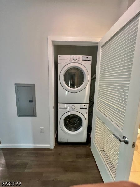 104 Baker Street - Residential Lease