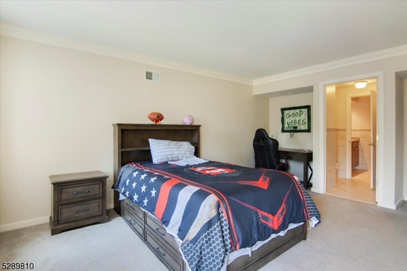 Pottersville /farm assessed - Residential