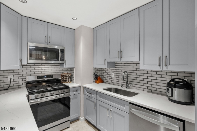 Maple Grove - Residential