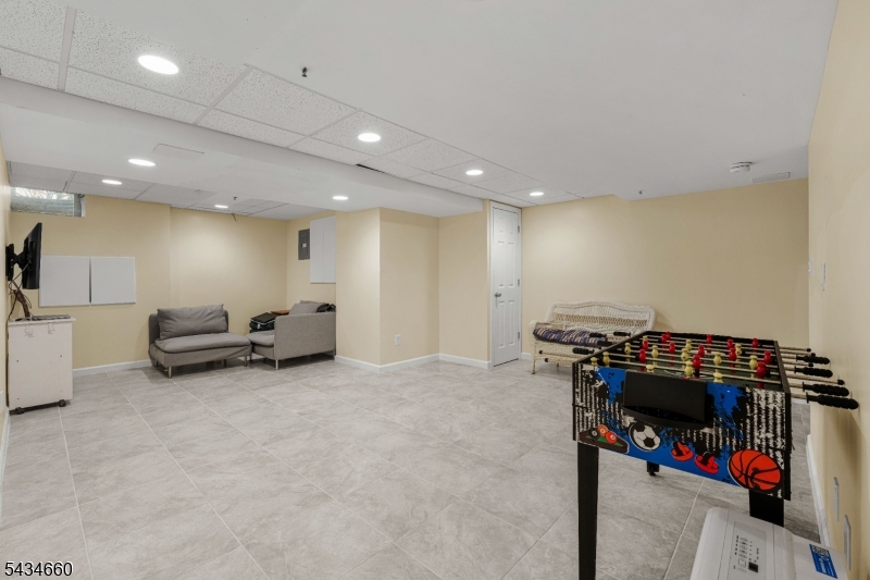 Maple Grove - Residential