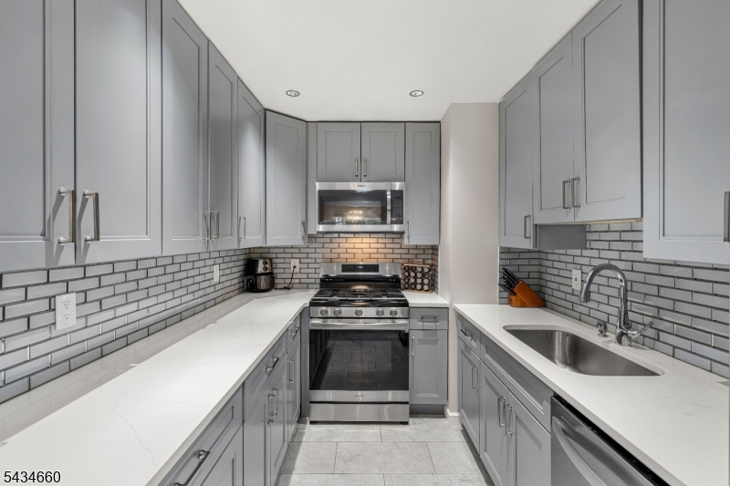 Maple Grove - Residential