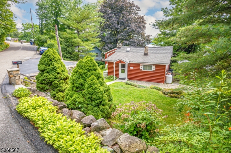 Beautiful Highland Lakes - Residential