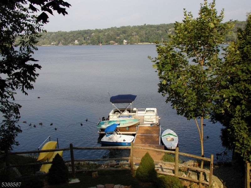 Beautiful Highland Lakes - Residential