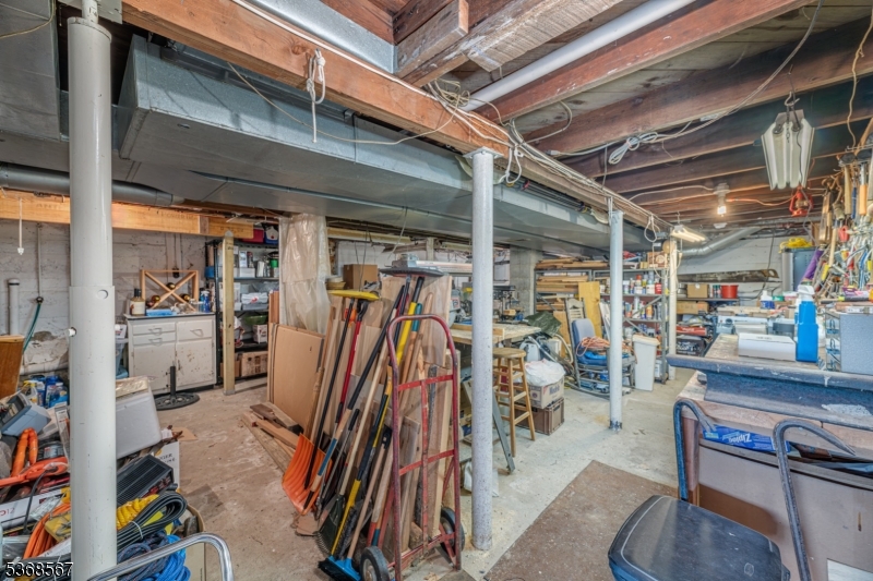 Beautiful Highland Lakes - Residential