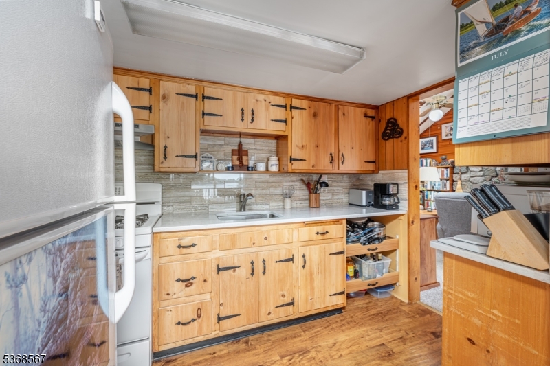 Beautiful Highland Lakes - Residential