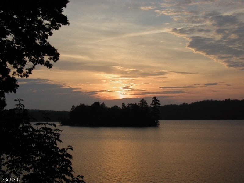 Beautiful Highland Lakes - Residential