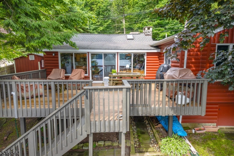 Beautiful Highland Lakes - Residential