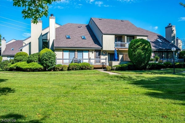 39 SHERBORNE ST, SOMERSET, NJ 08873 - Image 8e97c7ffda6f2d6b00c44a61ee0175e8/2090875
