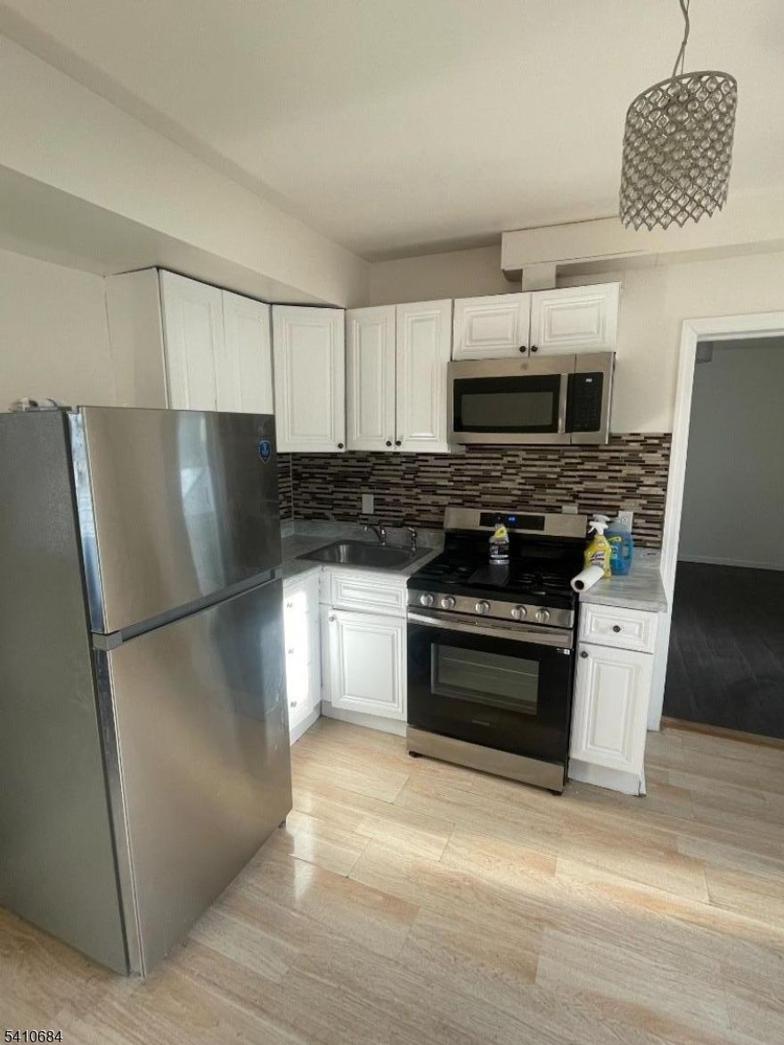 Second floor apartment with 2 bedrooms and 1 full bathroom. Conviently located close to public transportation shopping major highways and much more.