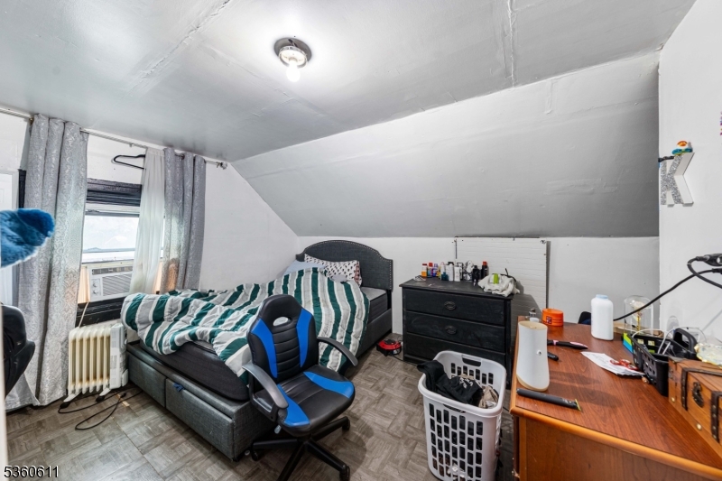 ElizabethPort - Residential Income