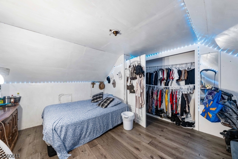 ElizabethPort - Residential Income