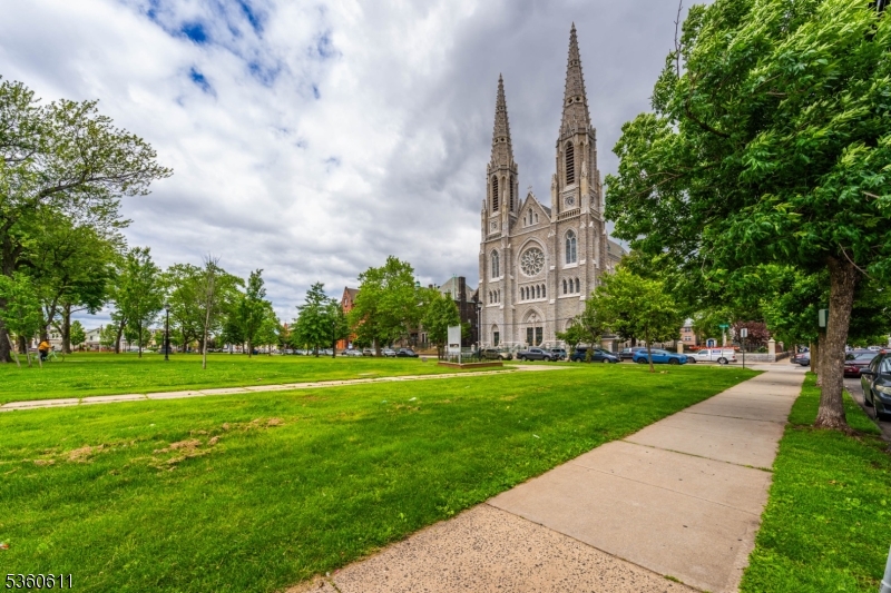 ElizabethPort - Residential Income