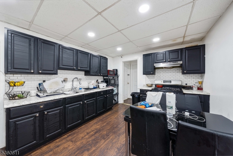 ElizabethPort - Residential Income