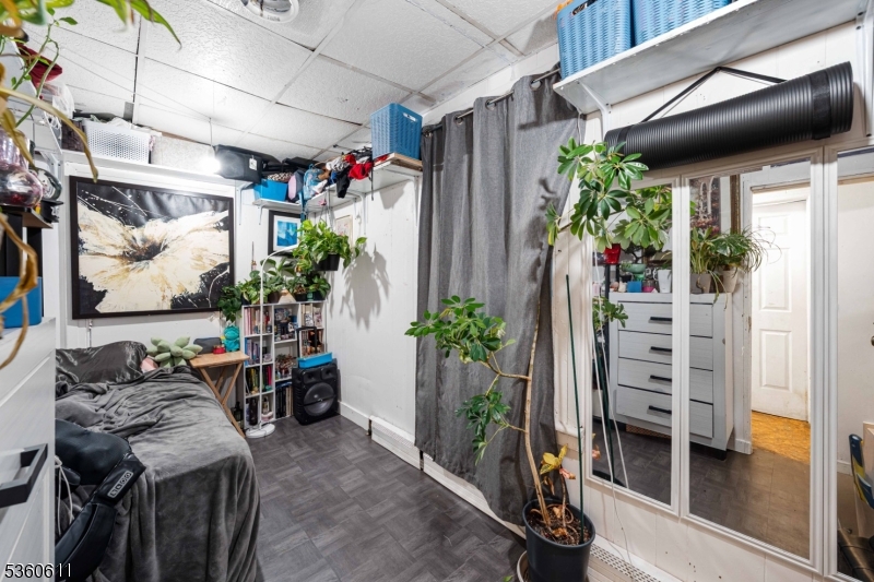 ElizabethPort - Residential Income