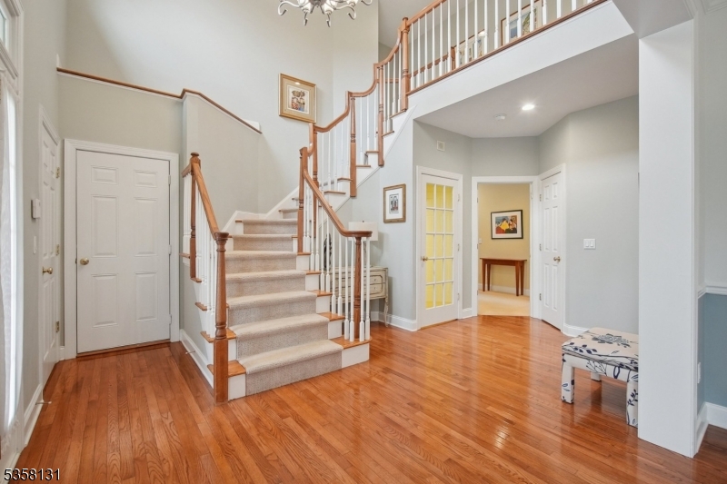 35 Schindler Ct