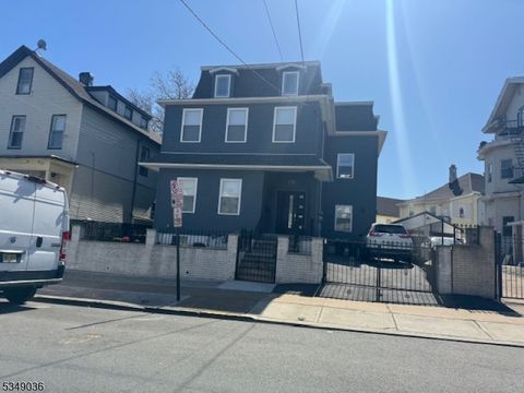 MLS: 3955207
