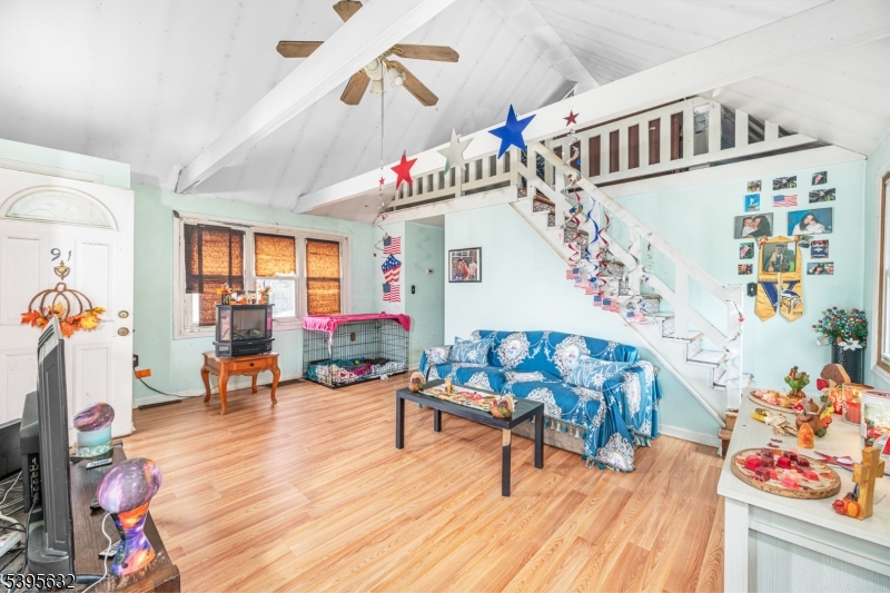 Beautiful Highland Lakes - Residential