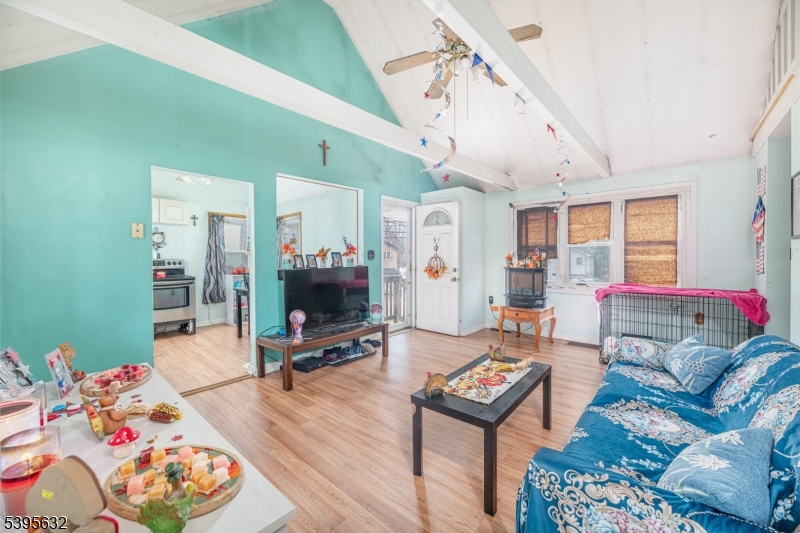 Beautiful Highland Lakes - Residential